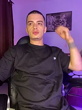 Snapshot of danny_42027 chatting on January 9, 2025, 5:02 am danny 42027 online show from January 9, 2025, 5:02 am