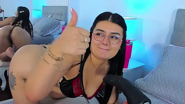 Samantha  Vega online show from August 4, 2026, 8:24 pm