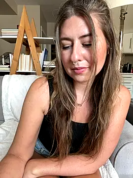 Snapshot of sophielove888 chatting on September 19, 2025, 9:41 pm sophielove888 online show from September 19, 2025, 9:41 pm