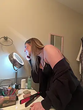 Snapshot of sophielove888 chatting on March 20, 2025, 6:09 pm sophielove888 online show from March 20, 2025, 6:09 pm