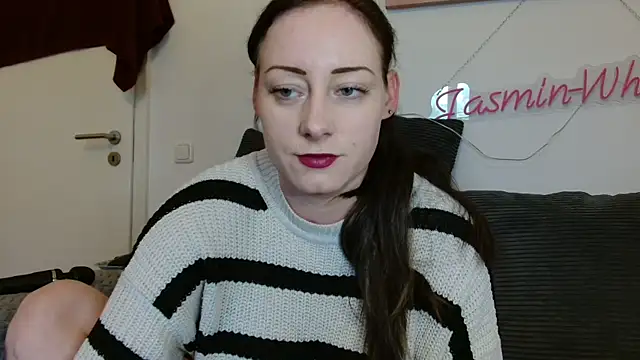 Jasmin-White online show from April 29, 2026, 1:48 pm