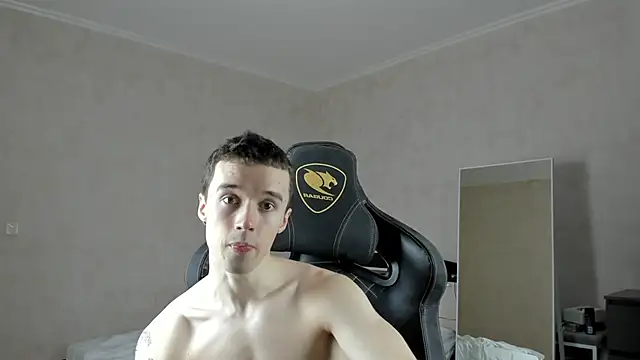 MasonWarholl online show from January 28, 2025, 4:39 am