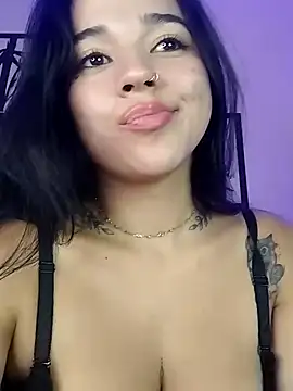 Snapshot of GabyWalter chatting on March 9, 2025, 3:22 am GabyWalter online show from March 9, 2025, 3:22 am