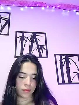 Snapshot of GabyWalter chatting on December 15, 2024, 12:29 am GabyWalter online show from December 15, 2024, 12:29 am