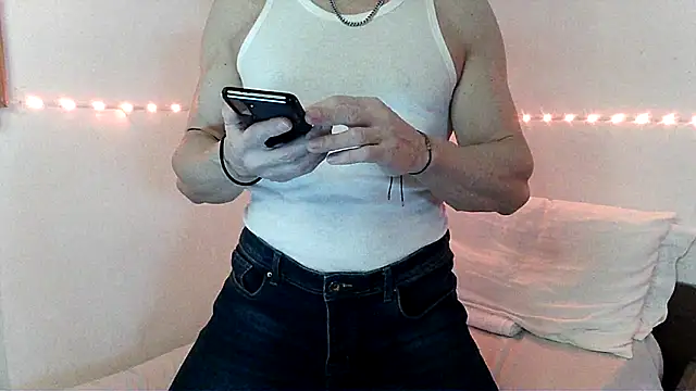 Alexx Fit023 online show from January 11, 2025, 2:58 pm