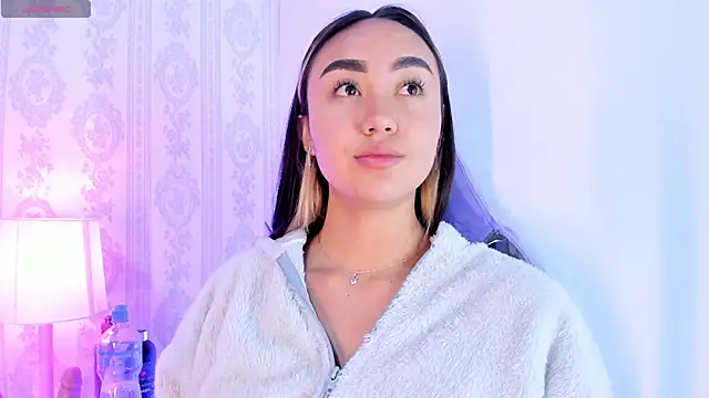 liaa 18 online show from October 22, 2025, 4:34 am