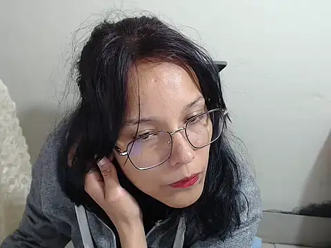 home vlak online show from October 6, 2025, 4:41 pm