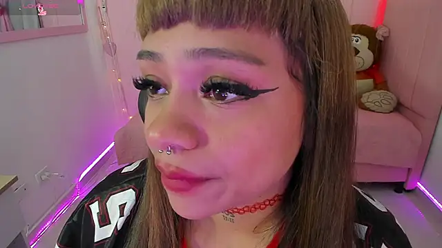 zoesullivan online show from September 17, 2025, 2:52 pm