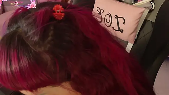 zoesullivan online show from June 21, 2026, 9:53 pm