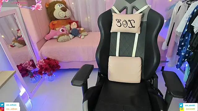 Snapshot of zoesullivan chatting on February 19, 2026, 10:01 am zoesullivan online show from February 19, 2026, 10:01 am