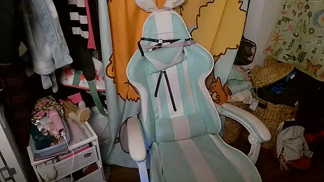 Snapshot of mochi_rainbow chatting on March 1, 2025, 7:04 pm mochi rainbow online show from March 1, 2025, 7:04 pm