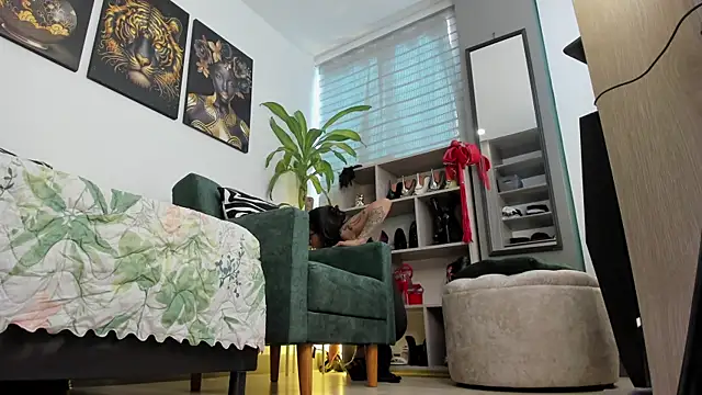 mia backer online show from February 24, 2025, 9:20 pm