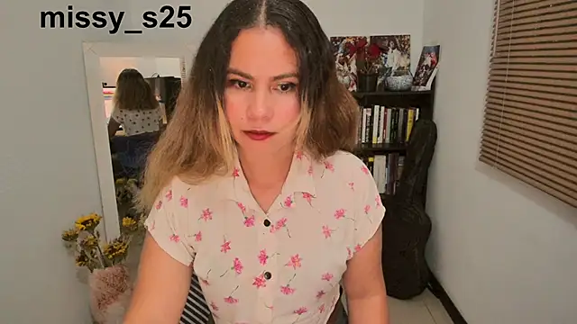 Snapshot of gigi_stephans chatting on February 27, 2026, 1:50 am gigi stephans online show from February 27, 2026, 1:50 am