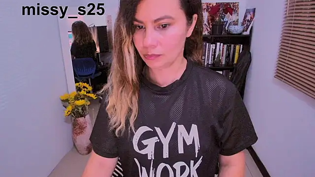 Snapshot of gigi_stephans chatting on February 17, 2026, 1:36 am gigi stephans online show from February 17, 2026, 1:36 am