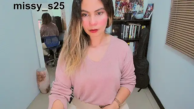 Snapshot of gigi_stephans chatting on March 7, 2026, 1:23 am gigi stephans online show from March 7, 2026, 1:23 am