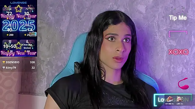 Snapshot of Mara_friendboy699 chatting on February 13, 2025, 6:52 am Mara friendboy699 online show from February 13, 2025, 6:52 am