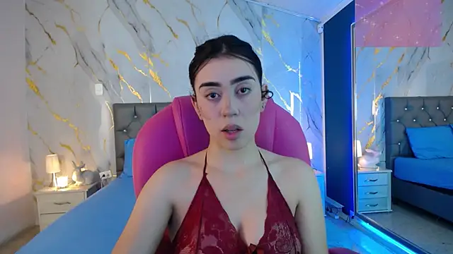 Julieta De Los Angeles online show from March 3, 2025, 3:49 am