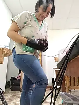 XGabrielaXX online show from February 4, 2026, 12:55 pm