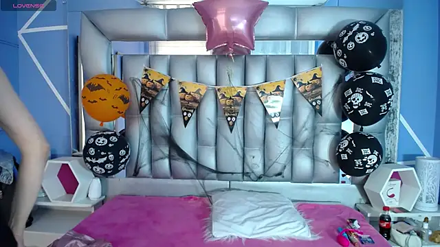 sophia ny online show from October 19, 2025, 12:41 pm