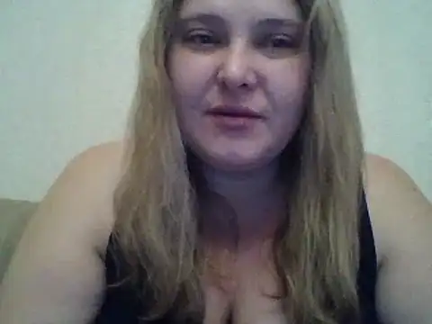 ParisMimi online show from December 19, 2025, 8:38 am