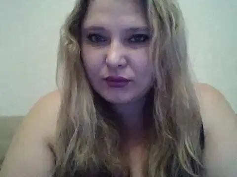 ParisMimi online show from December 5, 2025, 6:45 am