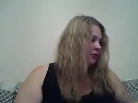 ParisMimi online show from December 2, 2025, 9:33 am