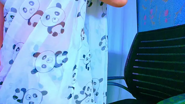 Aashika-Kaur online show from March 11, 2025, 3:47 am