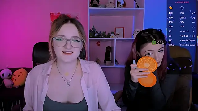 liana kisses online show from September 24, 2025, 12:55 pm