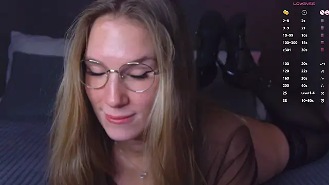 LeslieMines online show from June 29, 2026, 10:59 am