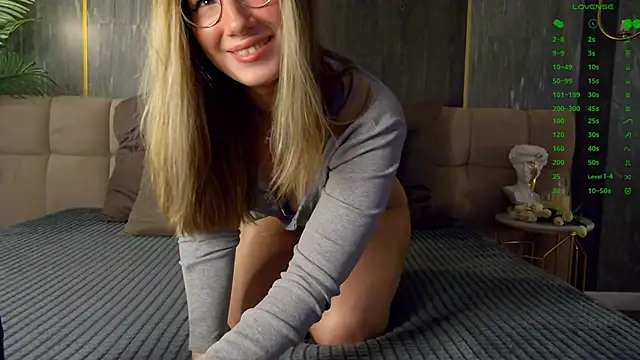 LeslieMines online show from June 23, 2026, 6:33 am