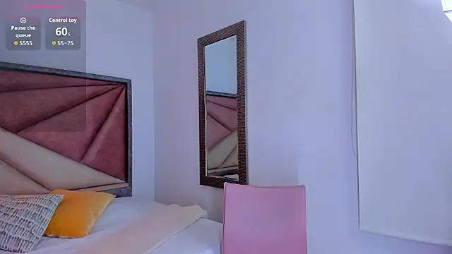 Snapshot of BarbaraKnox_ chatting on February 6, 2026, 12:28 am BarbaraKnox online show from February 6, 2026, 12:28 am