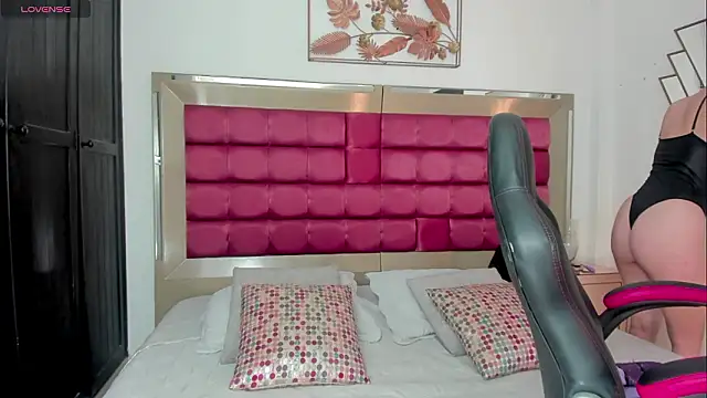 Snapshot of BarbaraKnox_ chatting on February 22, 2026, 6:20 pm BarbaraKnox online show from February 22, 2026, 6:20 pm