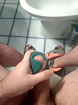 Durovoglioso2 online show from March 20, 2025, 6:19 am