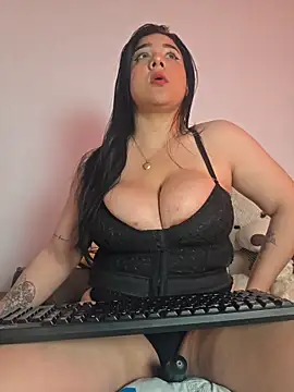 bigboobsrose1 online show from March 27, 2026, 10:00 pm