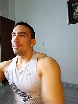 jhay-crux online show from December 3, 2025, 10:14 am