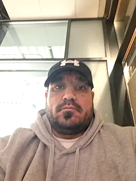 Futacisu online show from November 30, 2025, 9:04 pm