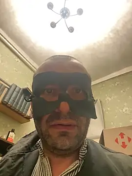 Ariel Ari online show from October 8, 2025, 11:16 pm