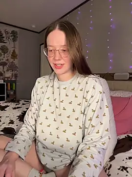 Sweetdee222x online show from November 10, 2025, 11:21 pm