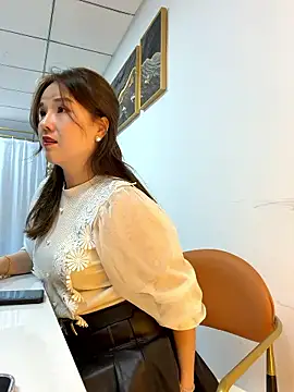 Efangfang online show from January 16, 2026, 12:42 pm