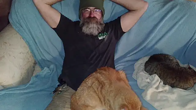 Snapshot of Clamsplitter420 chatting on March 13, 2026, 7:08 pm Clamsplitter420 online show from March 13, 2026, 7:08 pm