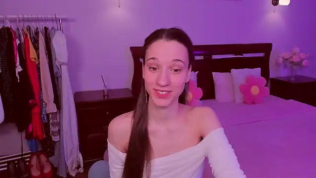 StaceySunny online show from February 16, 2026, 5:11 pm