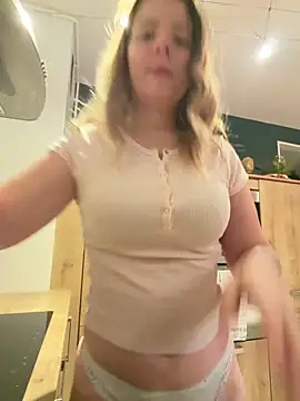 Nina blain online show from February 12, 2026, 9:20 am