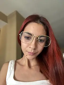 Valentcouple online show from February 24, 2025, 8:03 pm