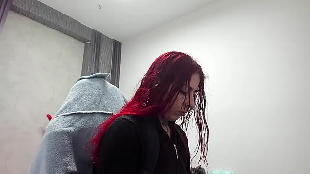 selene red  online show from March 17, 2026, 1:30 am