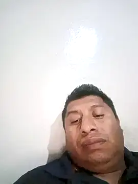 Riatatuil online show from November 18, 2025, 9:40 pm