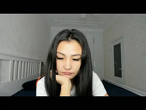 Missykitty01 online show from October 7, 2025, 11:50 pm