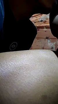 Snapshot of DARK_WINE_ chatting on March 7, 2025, 10:32 pm DARK WINE online show from March 7, 2025, 10:32 pm