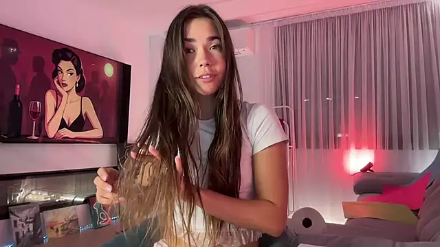 Mika Miller online show from September 14, 2025, 12:00 am