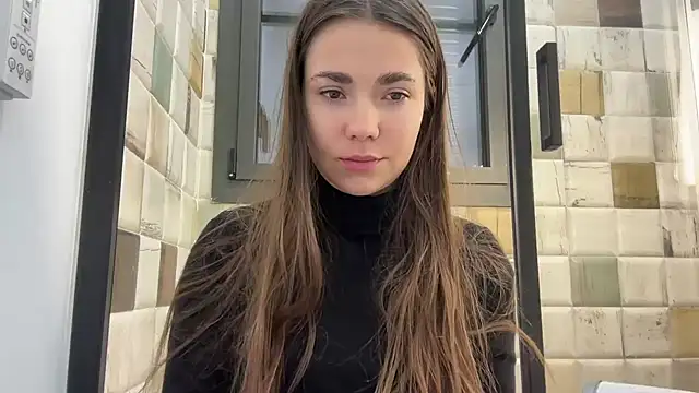 Mika Miller online show from November 7, 2025, 9:08 pm