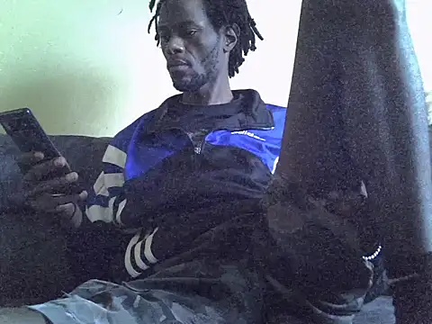 Delicious-D online show from September 25, 2025, 6:08 am